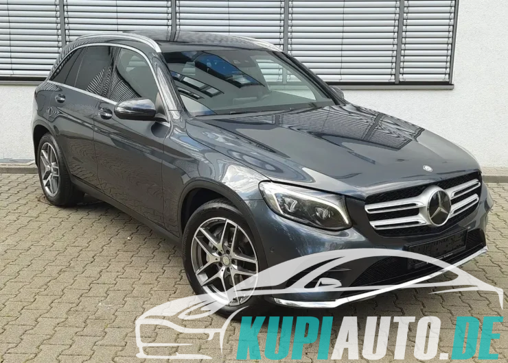 Mercedes-Benz GLC 220 d 4Matic/3xAMG-Line/LED/Pano/Kam/AhK