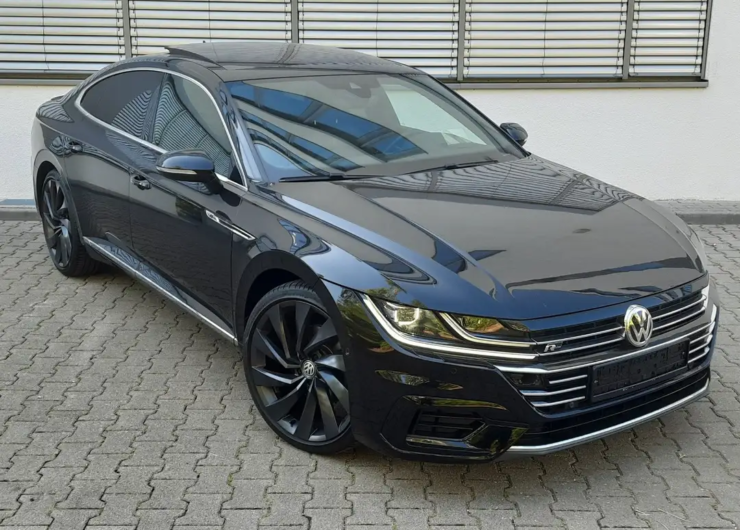 Volkswagen Arteon 2.0 DSG/3xR-Line/LED/HuD/Pano/Virt.C/Kam