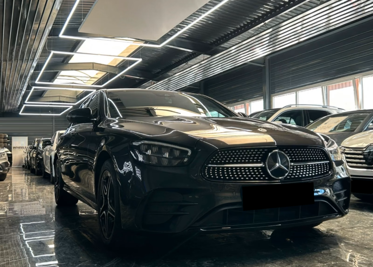 Mercedes-Benz E 300 de 4Matic AMG LINE/KAMERA/AHK/LED/SHZ/