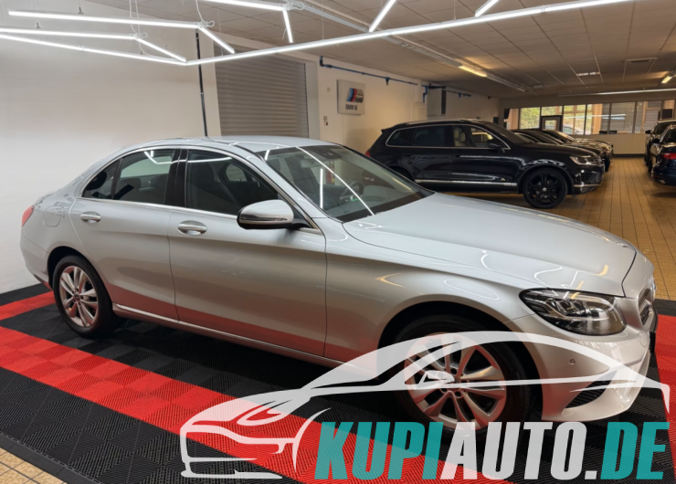 Mercedes-Benz C 180 C Lim Avantgarde/Navi/LED/Kamera/Leder/TOP