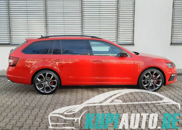 Skoda Octavia Combi VRS DSG/LED/KAM/DAB/19″