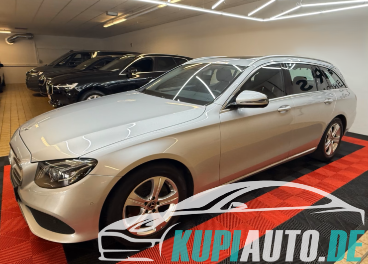 Mercedes-Benz E 220 d T Avantgarde/Navi/LED/Kamera/AHK