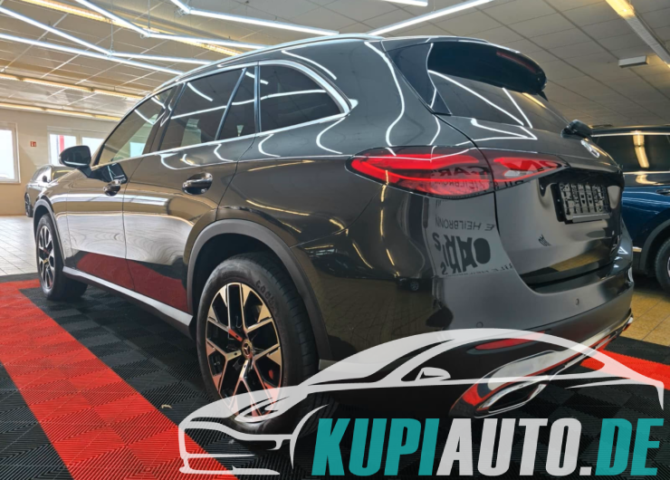 Mercedes-Benz GLC 220 d/1-Hand/4Matic/Panorama/Leder/Burmester/