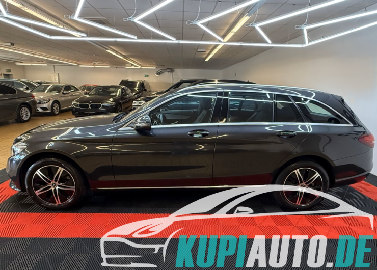 Mercedes-Benz C 220 d T 4 Matic Avantgarde/Navi/LED/Kamera/TOP