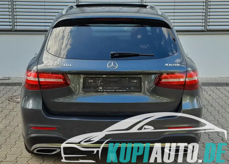 Mercedes-Benz GLC 220 d 4Matic/3xAMG-Line/LED/Pano/Kam/AhK