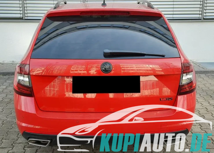Skoda Octavia Combi VRS DSG/LED/KAM/DAB/19″