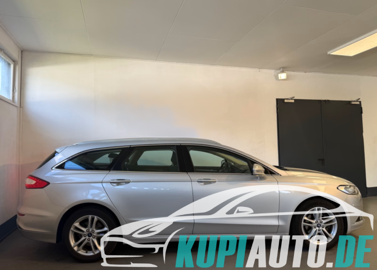 Ford Mondeo MONDEO 2.0 TDCI TURNIER TITANIUM/AUT/APPLE/BT/LM