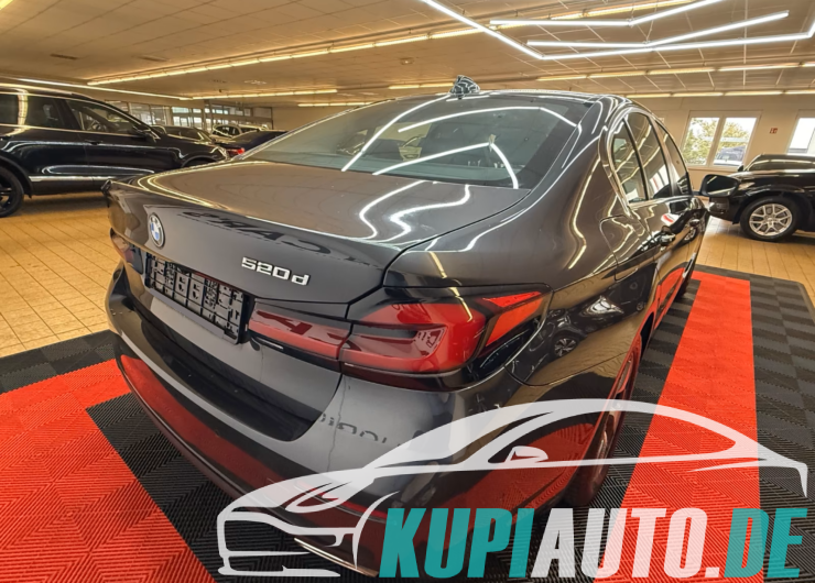 BMW 520 d Limousine/Navi/LED/Kamera/Erster H/top
