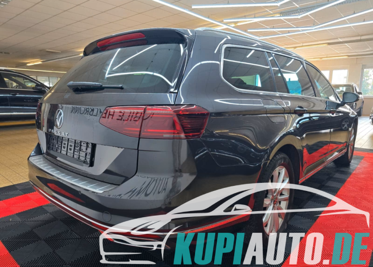 Volkswagen Passat Variant Elegance /1-Hand/Leder/Led/Kamera