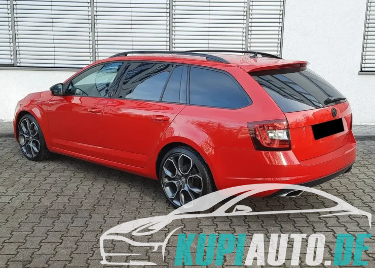 Skoda Octavia Combi VRS DSG/LED/KAM/DAB/19″