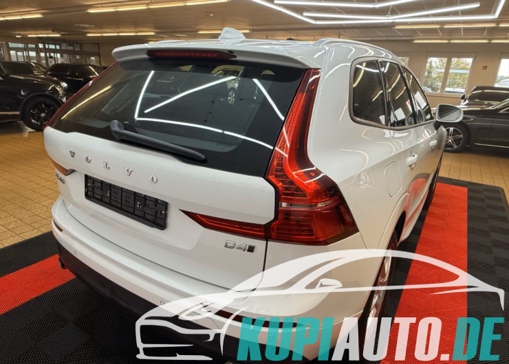 Volvo XC60 Momentum AWD/Navi/LED/T.Leder/TOP