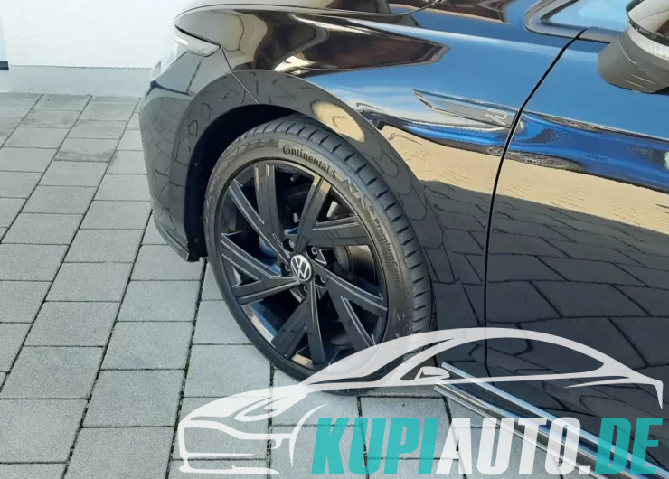 Volkswagen Golf 2.0TDI/DSG/R-Line/Pano/DigitalC./Kam/AHK