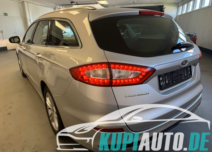 Ford Mondeo MONDEO 2.0 TDCI TURNIER TITANIUM/AUT/APPLE/BT/LM