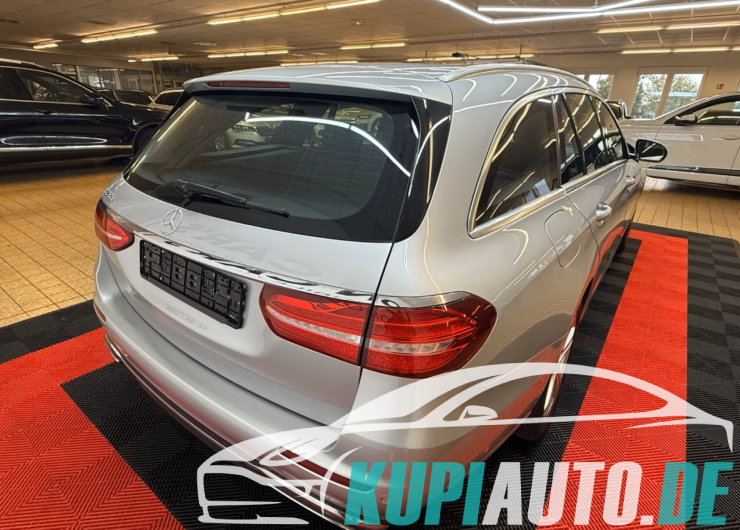 Mercedes-Benz E 220 d T Avantgarde/Navi/LED/Kamera/AHK