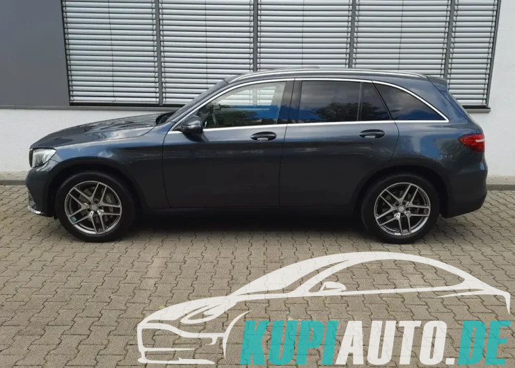 Mercedes-Benz GLC 220 d 4Matic/3xAMG-Line/LED/Pano/Kam/AhK