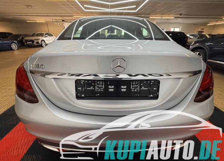 Mercedes-Benz C 180 C Lim Avantgarde/Navi/LED/Kamera/Leder/TOP