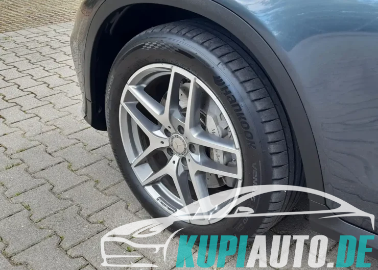Mercedes-Benz GLC 220 d 4Matic/3xAMG-Line/LED/Pano/Kam/AhK