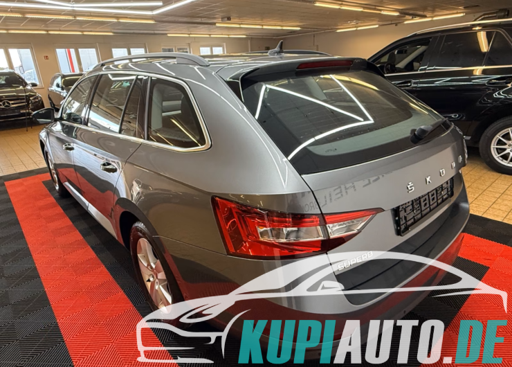 Skoda Superb Combi Ambition/Navi/LED/Virtual/Erster H
