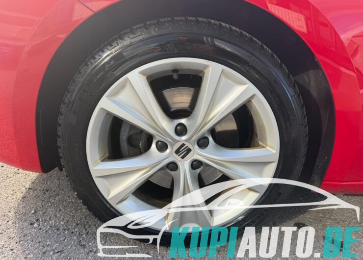Seat Leon FR 2.0TDI DSG/VIRTUAL/NAVI/AMBIENT B./AHK/