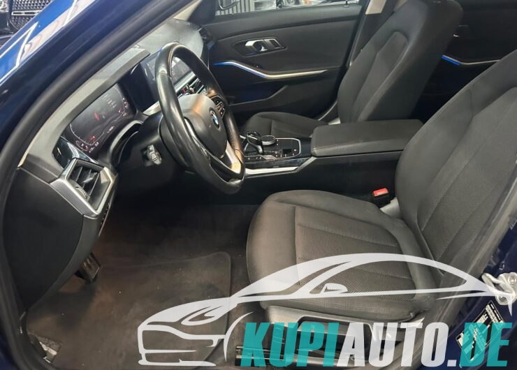 BMW 320 d Advantage/LIVE COCKPIT/KESSY/LED/SHZ/PDC