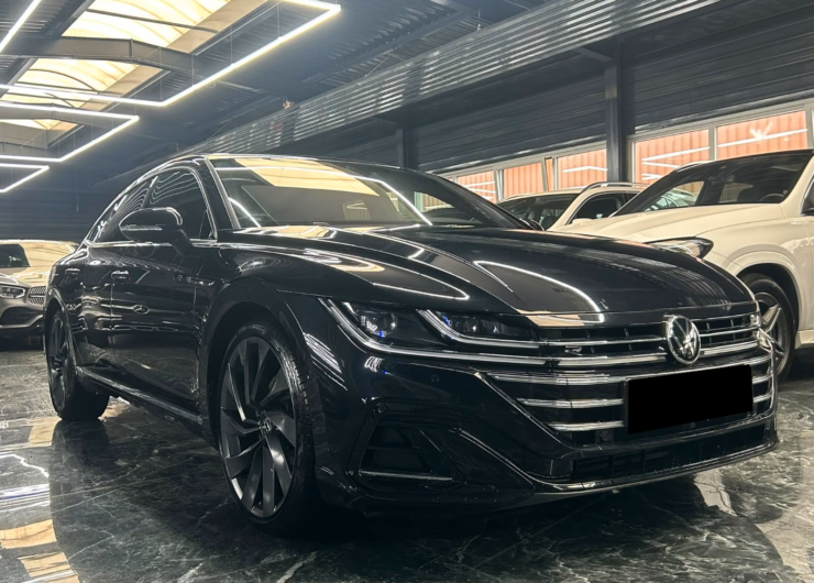 Volkswagen Arteon 2.0 TSI R-LINE/PANO/KAMERA/STAND-HZ/ACC/