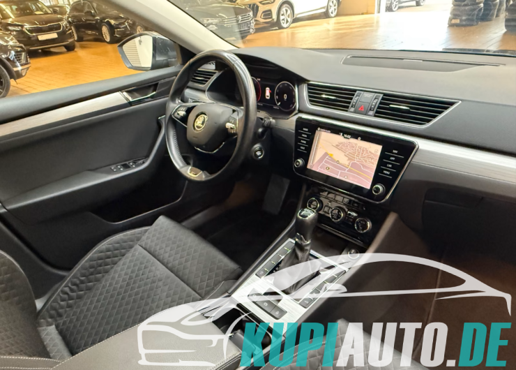 Skoda Superb Combi Ambition/Navi/LED/Virtual/Erster H