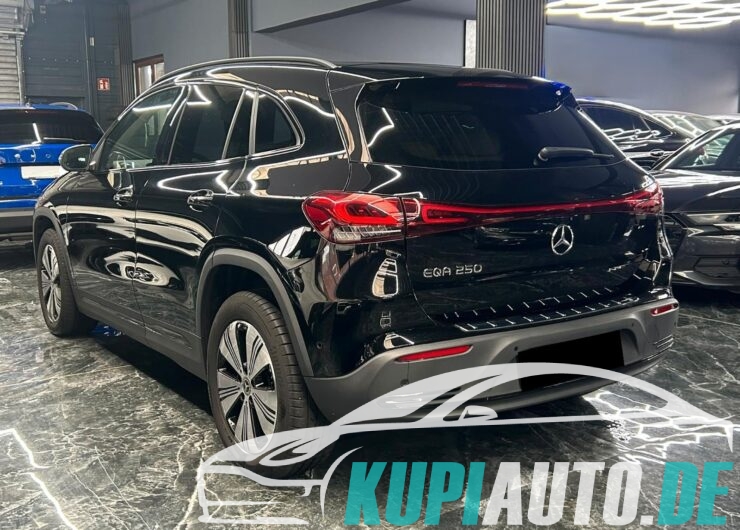 Mercedes-Benz EQA 250 NIGHT-PAKET/LEDER/KAMERA/SHZ/PANORAMA/