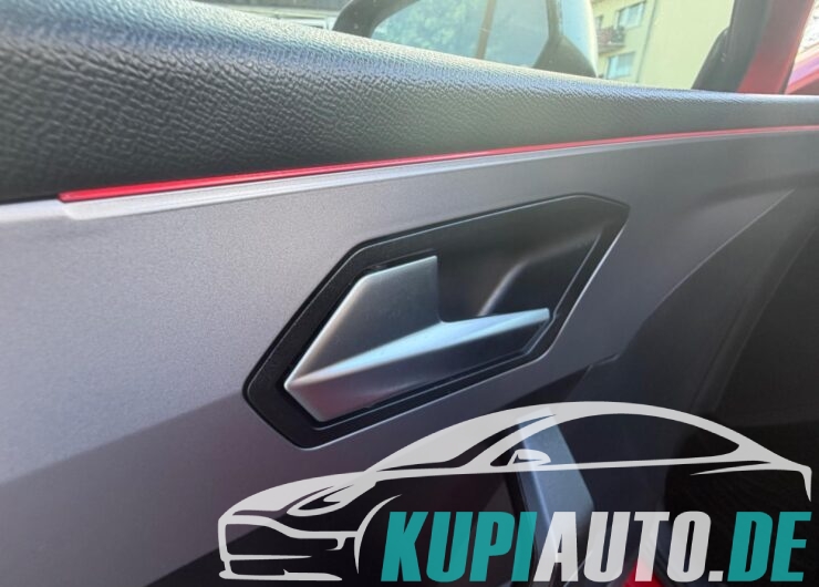Seat Leon FR 2.0TDI DSG/VIRTUAL/NAVI/AMBIENT B./AHK/
