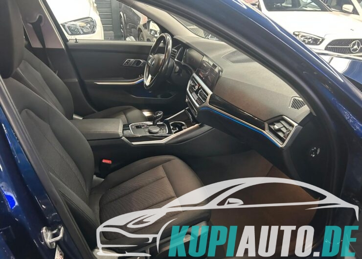 BMW 320 d Advantage/LIVE COCKPIT/KESSY/LED/SHZ/PDC
