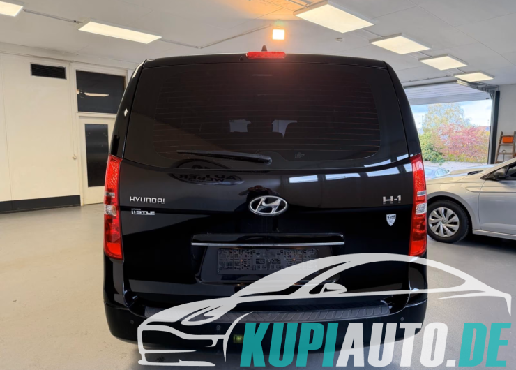 Hyundai H-1 TRAVEL PREMIUM/AUT/LEDER/SHZ/TEMPO/CAM/MFL/