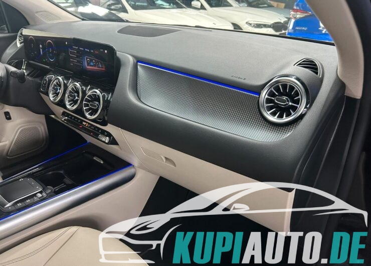 Mercedes-Benz EQA 250 NIGHT-PAKET/LEDER/KAMERA/SHZ/PANORAMA/