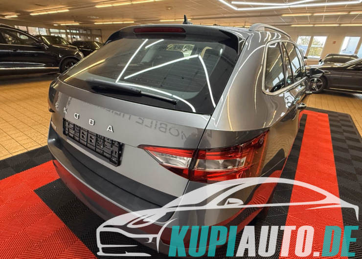 Skoda Superb Combi Ambition/Navi/LED/Virtual/Erster H